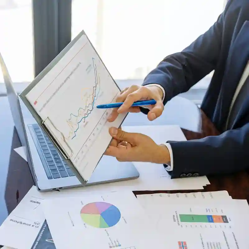 Advisor Showing Financial Charts